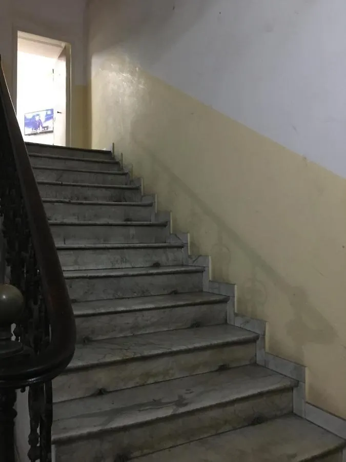 Napoli Central Nest Bed & Breakfast 0*, Naples
