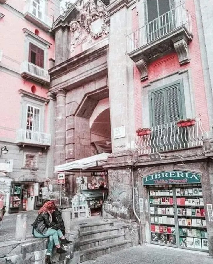 Napoli Central Nest Bed & Breakfast  Naples