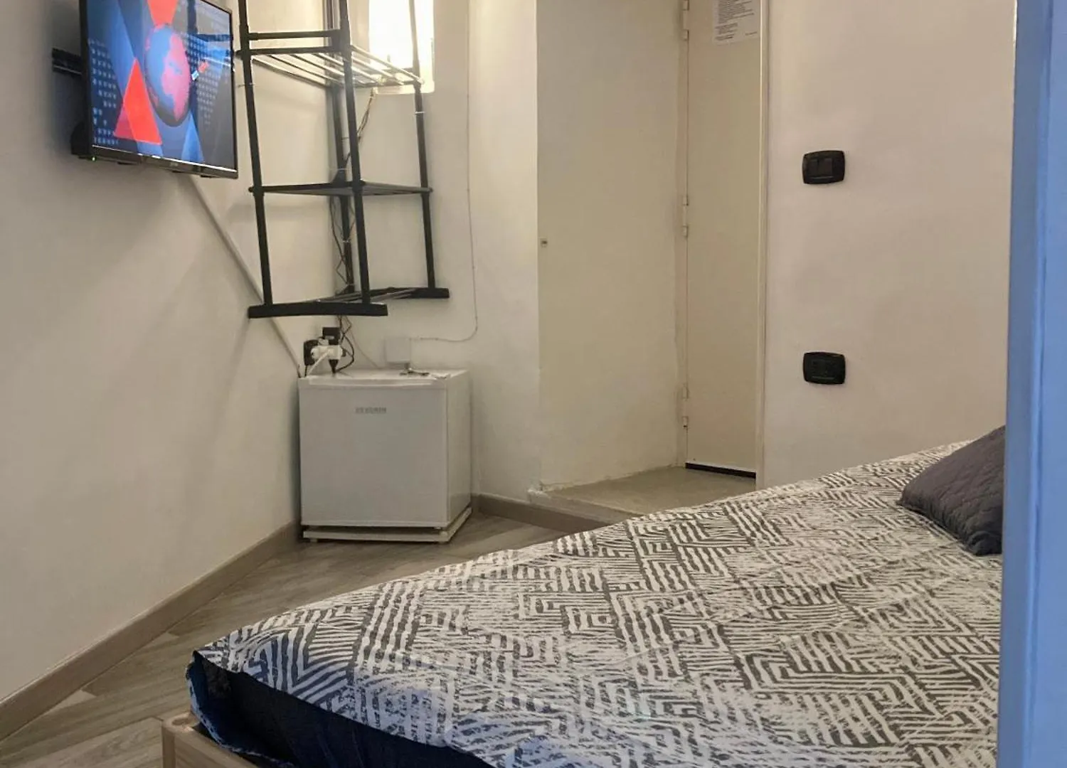 Napoli Central Nest Bed & Breakfast  Naples